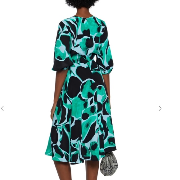 Bliss Gathered Printed Silk Crepe De Chine Midi Dress from DIANE VON FURSTENBERG - Picture 2 of 10